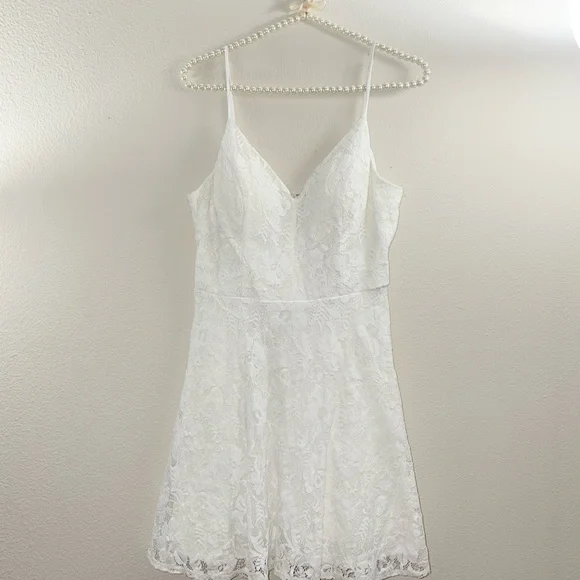 City Studio White Lace Mini Dress with Spaghetti Straps - Picture 4 of 9